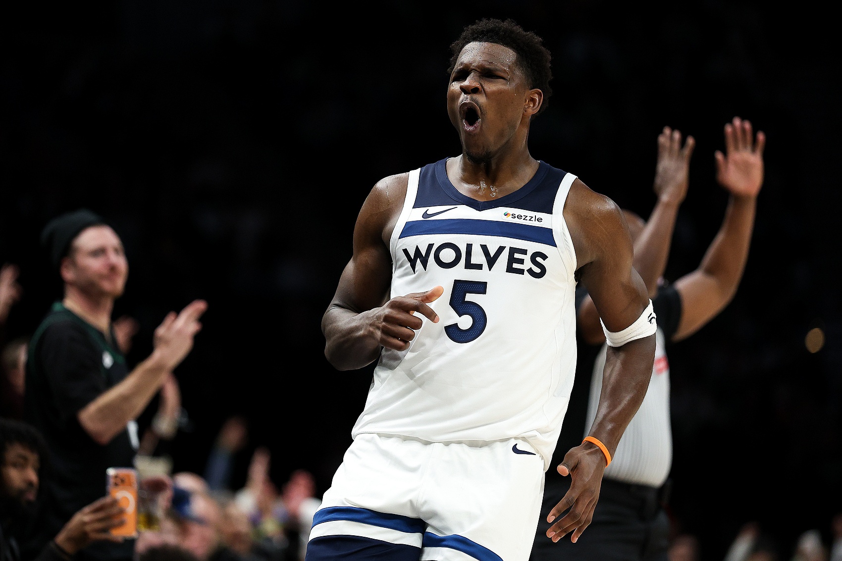 PG电子官方网站-阿里纳斯：华子配得上更多MVP讨论 他攻防出色&amp;进步体现在战绩上