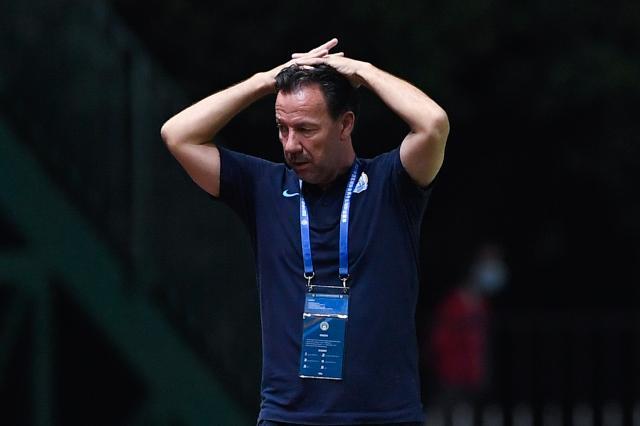 老毛病又犯了！广州城防线崩溃 6轮不胜前四要悬